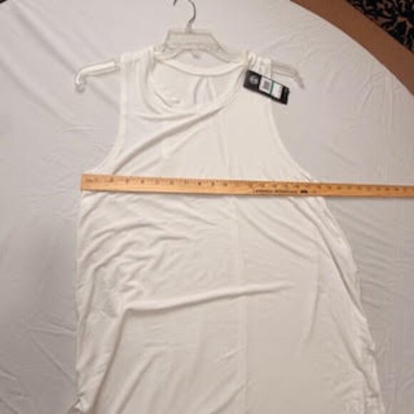 Under Armour White Performance Tank Top | Twist-Back Detail, Women's Large, NWT - Picture 9 of 9